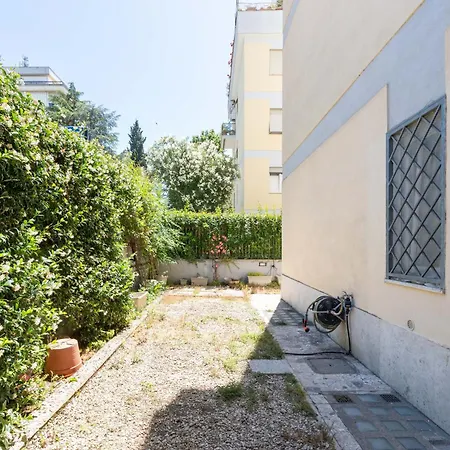 Roma-gemelli - Free Parking - Private Garden Appartement *